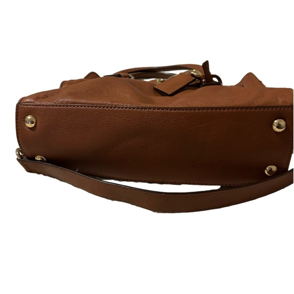 Michael Kors tan handbag.AP 1309 - Picture 2 of 8